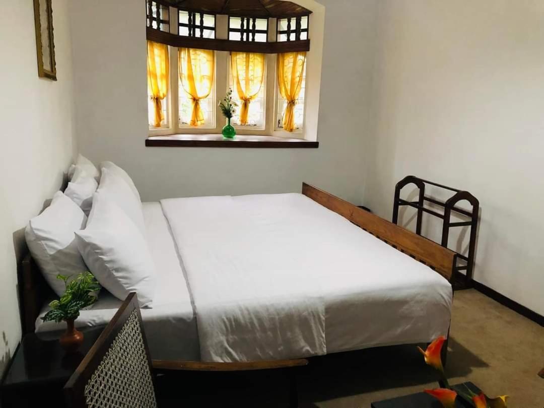 Mount Mary Inn Nuwara Eliya Ruang foto
